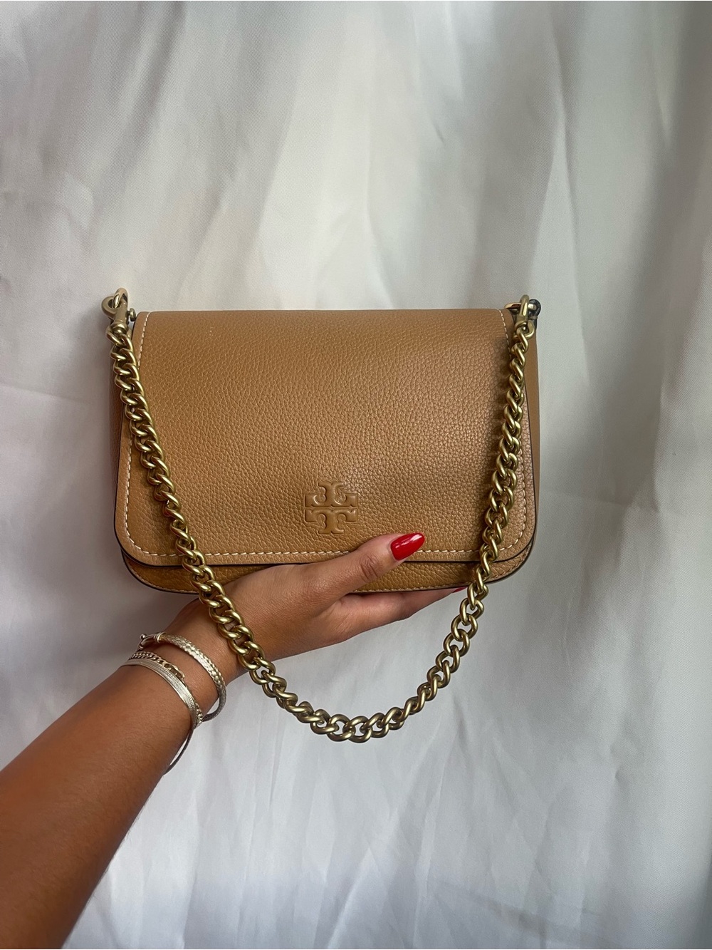 Tory Burch Camel Tan Leather Shoulder Bag with Gold Chain